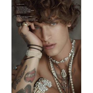 JONATHAN BELLINI