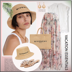 vacation-essentials-for-2023