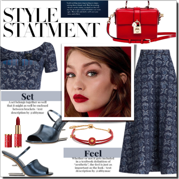 Blue Moon Fashion look URSTYLE